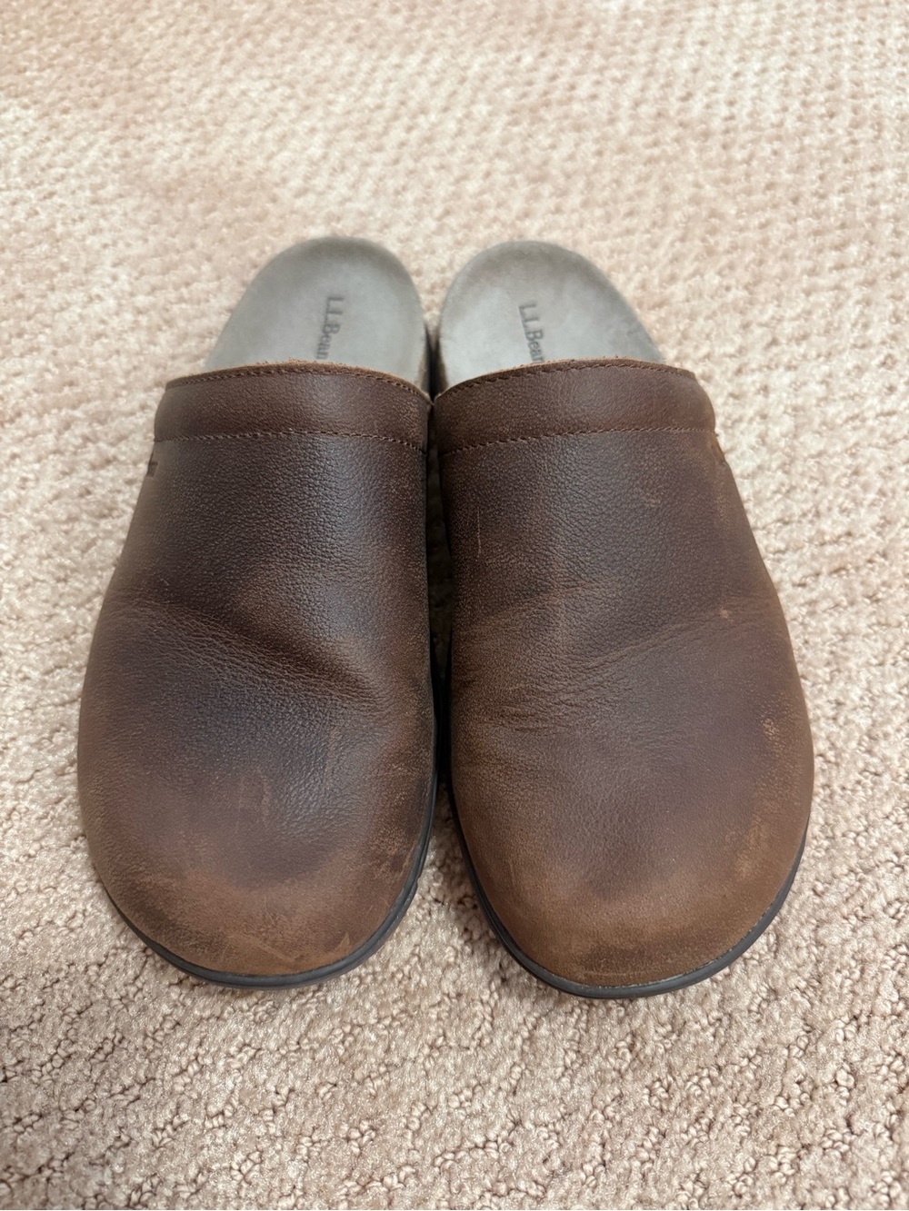 L.L. Bean Women’s Brown Leather Slip-On Clogs - Picture 3 of 5